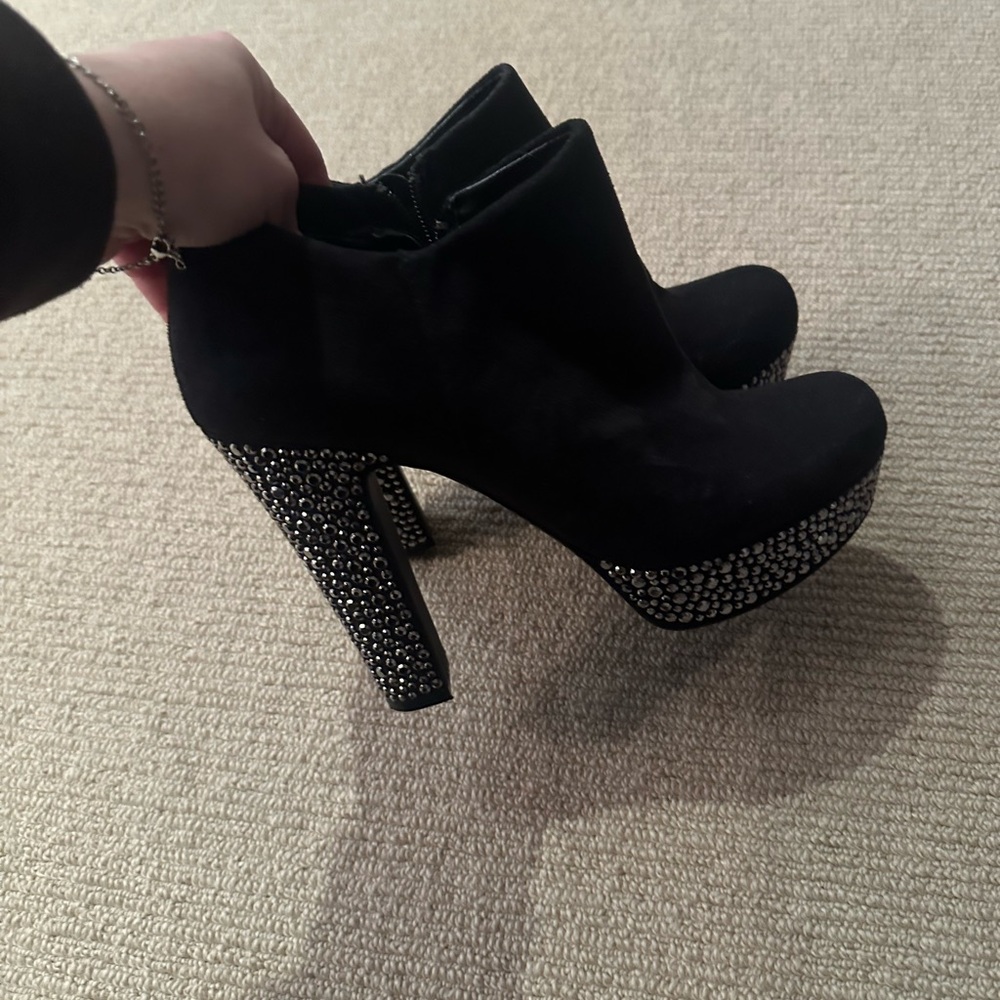 Elegant Black Women's Ankle Boots studded heels Gianni bini